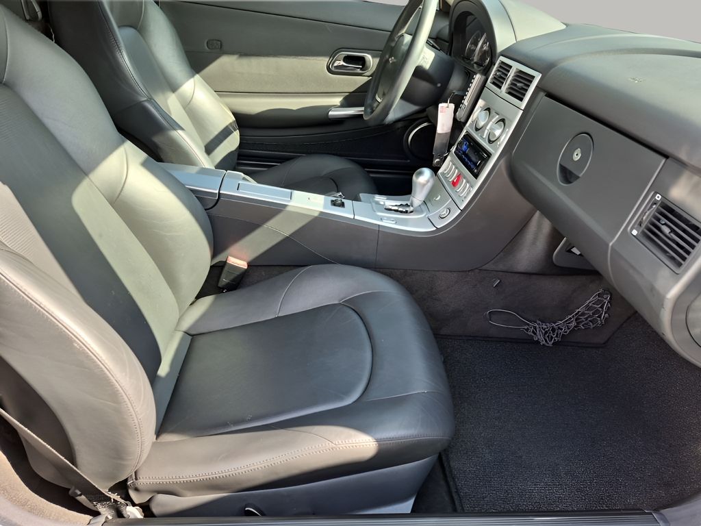 Used 2006 Blue Chrysler Limited image 16