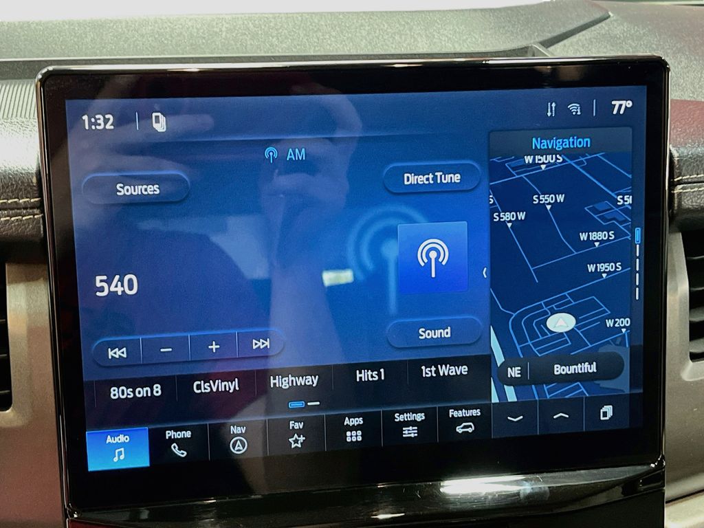 Used 2024 Gray Metallic Ford XLT image 15