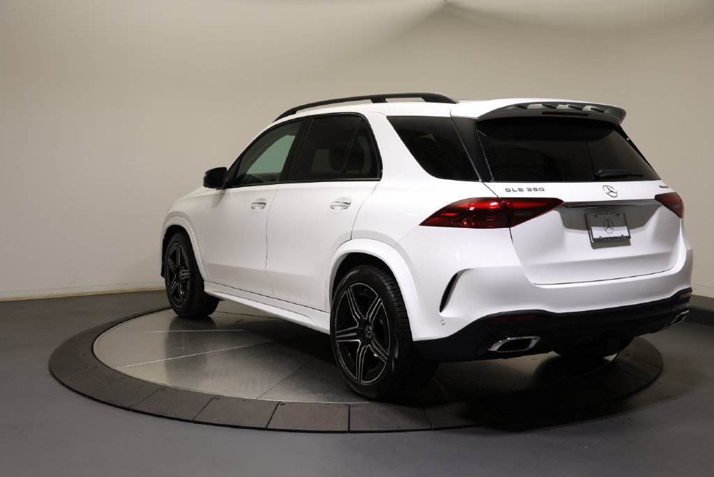 Thumbnail: 2026 Mercedes-Benz GLE - 5