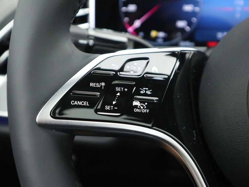 Thumbnail: 2026 Mercedes-Benz E-Class - 12