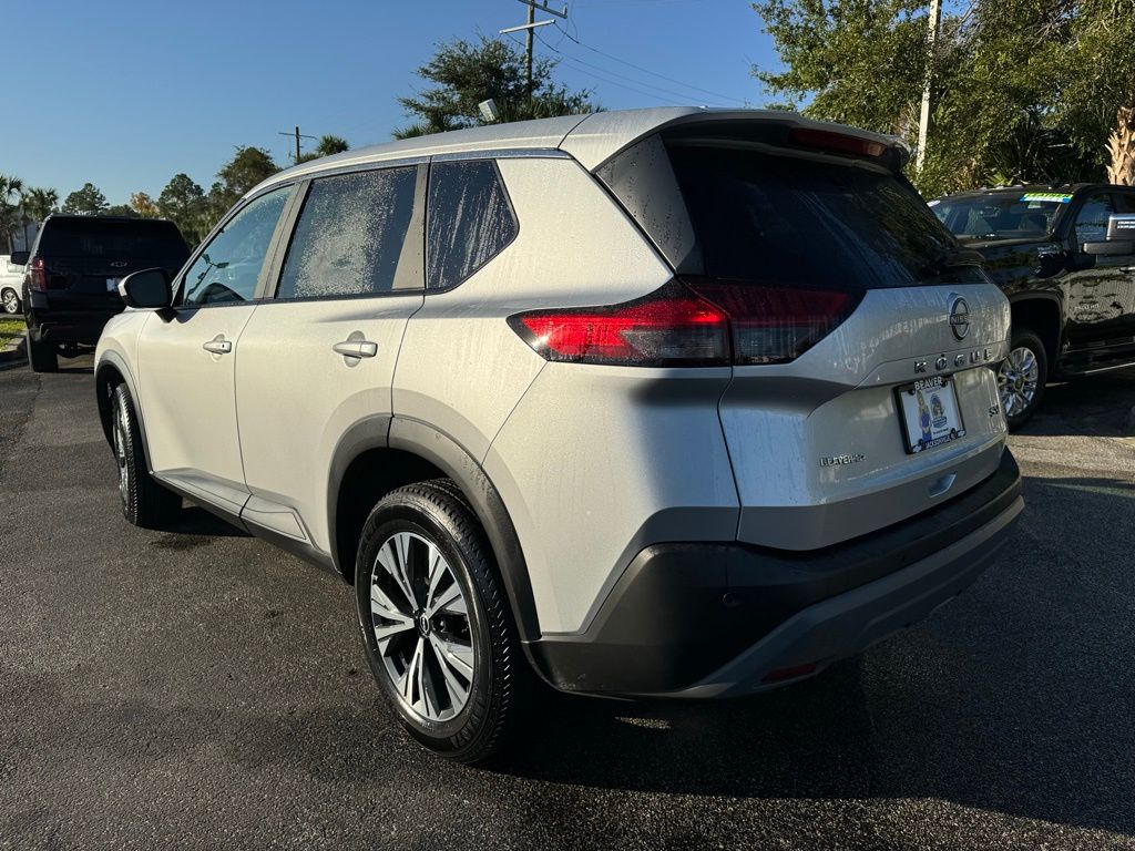 2023 Nissan Rogue SV 6