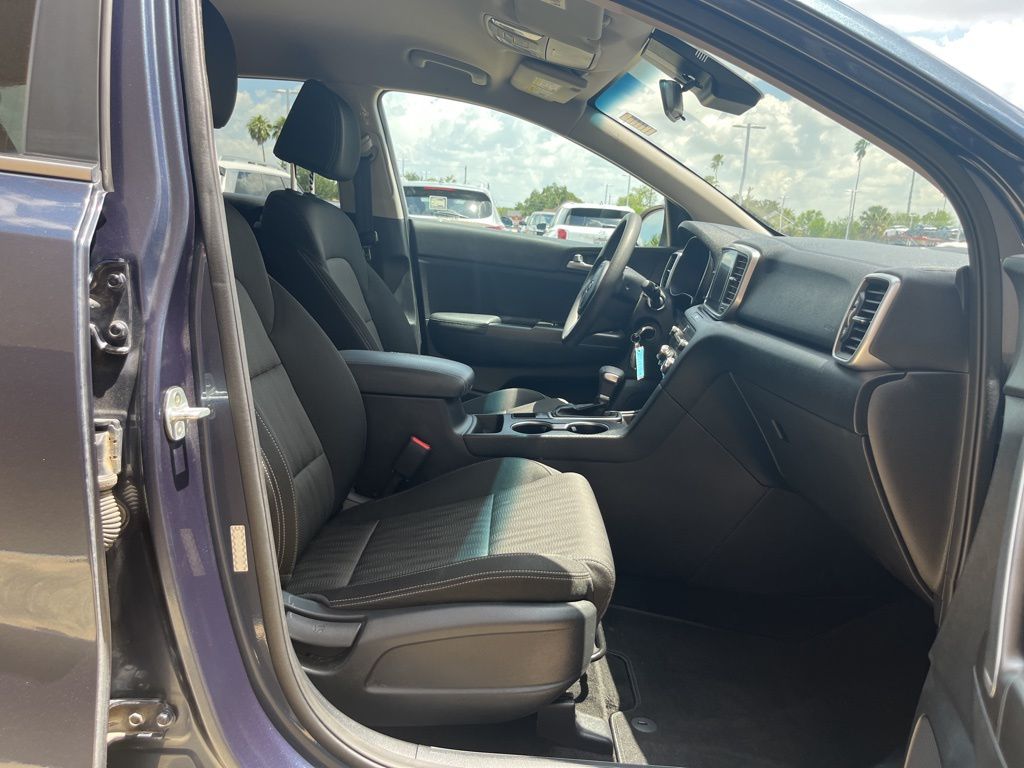 Thumbnail: 2020 Kia Sportage - 28