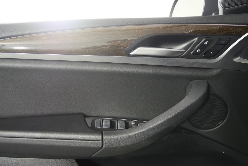 Thumbnail: 2023 BMW X3 - 8