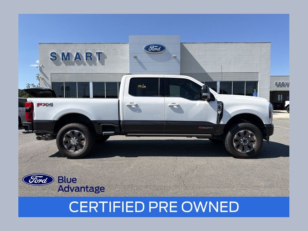 Star White Metallic Tri-Coat 2024 Ford F-250 Super Duty Pickup Truck Four-Wheel Drive Automatic
