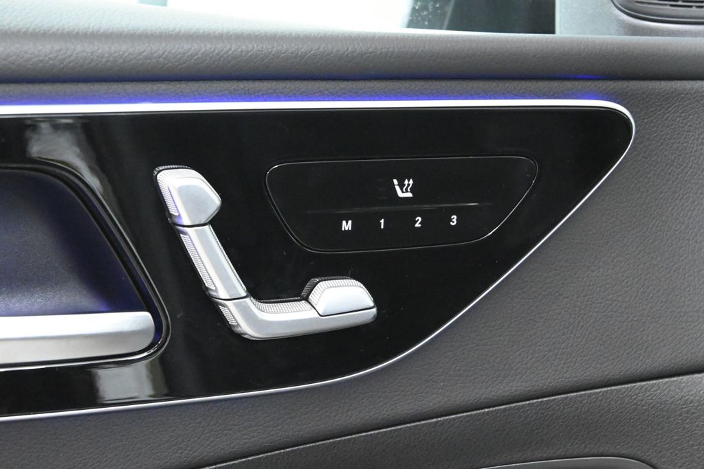 Thumbnail: 2026 Mercedes-Benz C-Class - 25