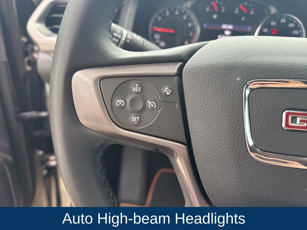 2023 GMC Acadia AWD AT4