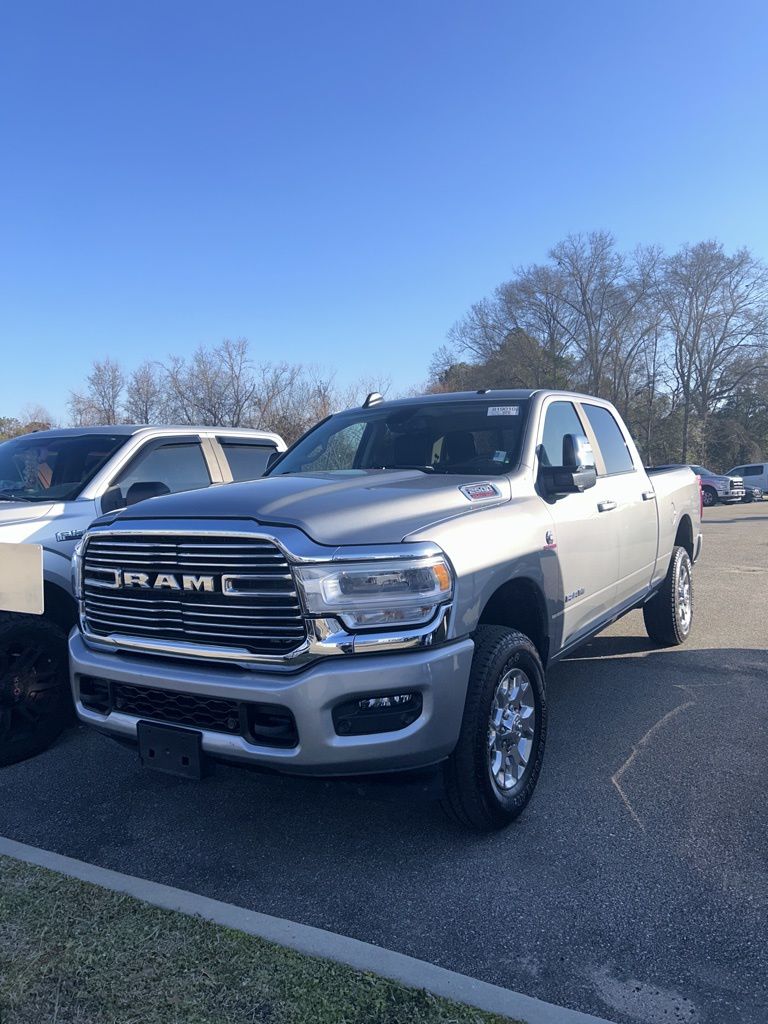 2024 RAM 2500 Laramie Crew Cab 4WD