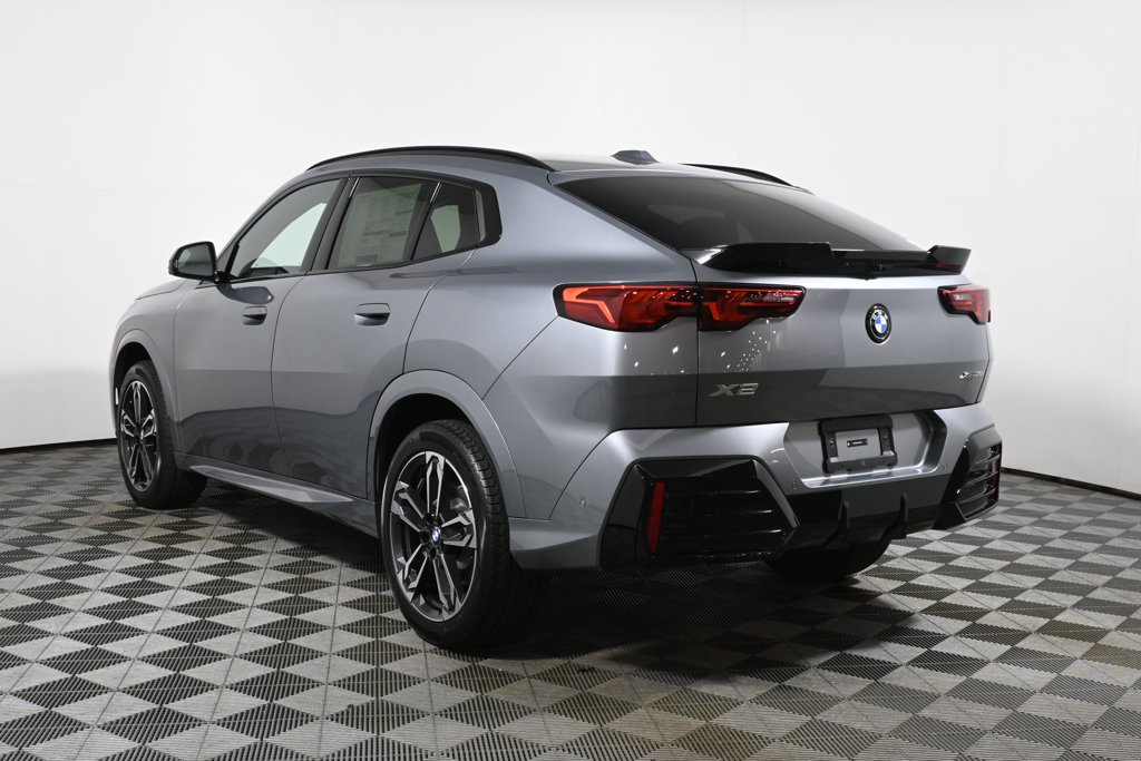 Thumbnail: 2027 BMW X2 - 5