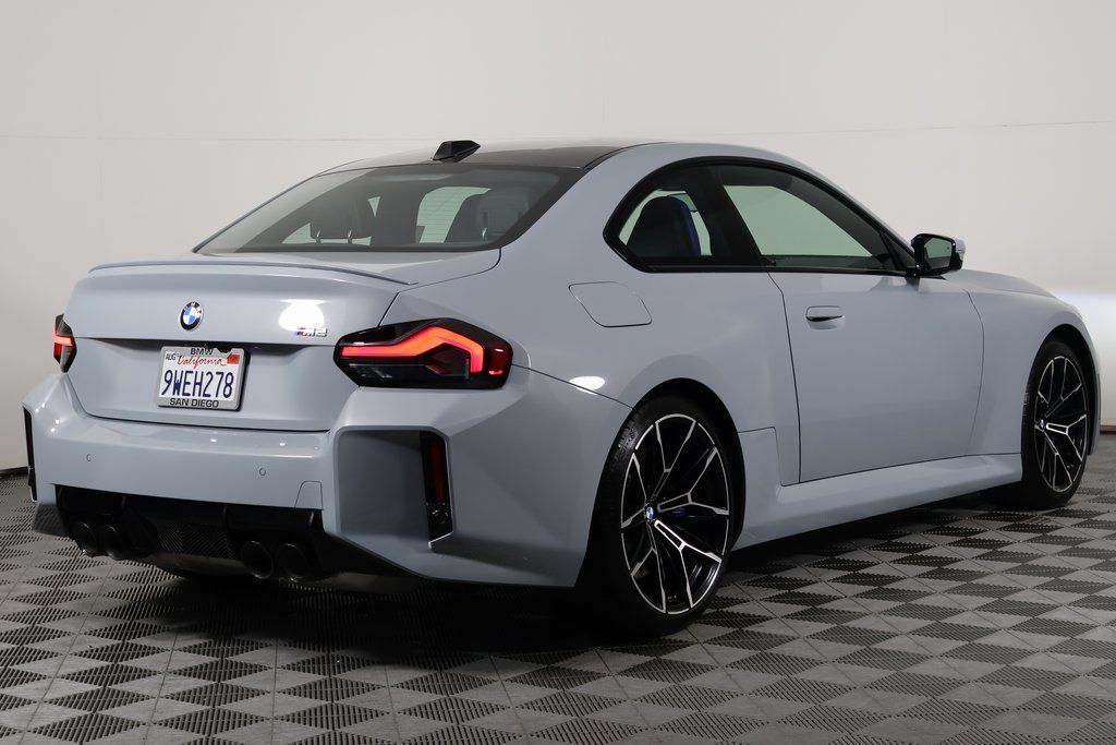 Thumbnail: 2023 BMW M2 - 4