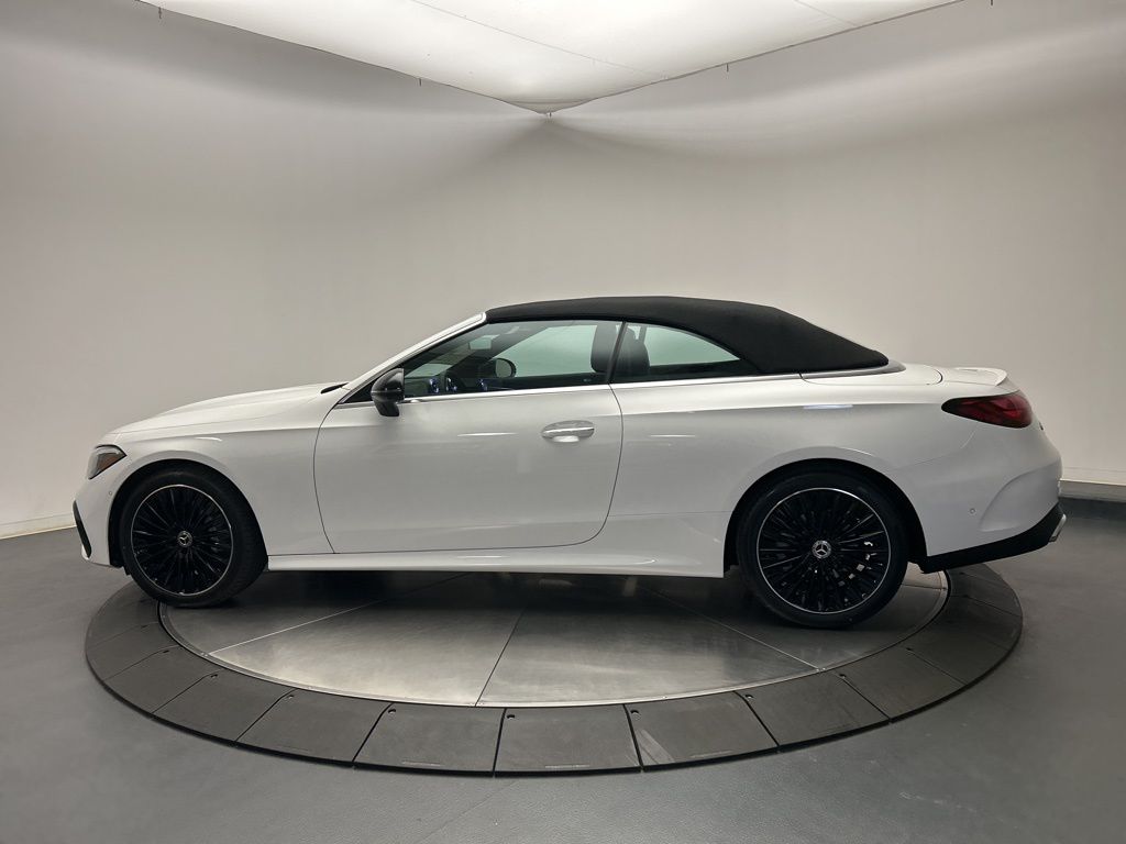 Thumbnail: 2026 Mercedes-Benz CLE - 4