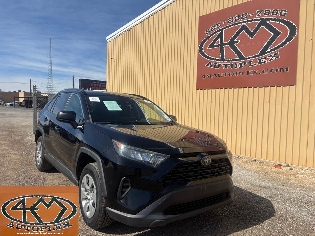 2019 Toyota RAV4 LE FWD