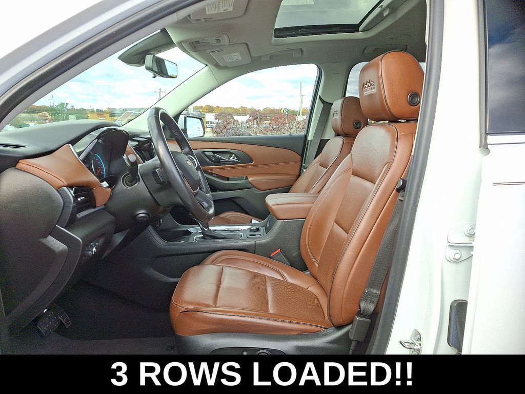 Thumbnail: 2020 Chevrolet Traverse - 16