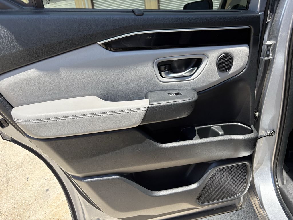 2023 Honda Pilot EX-L Silver at Community Honda