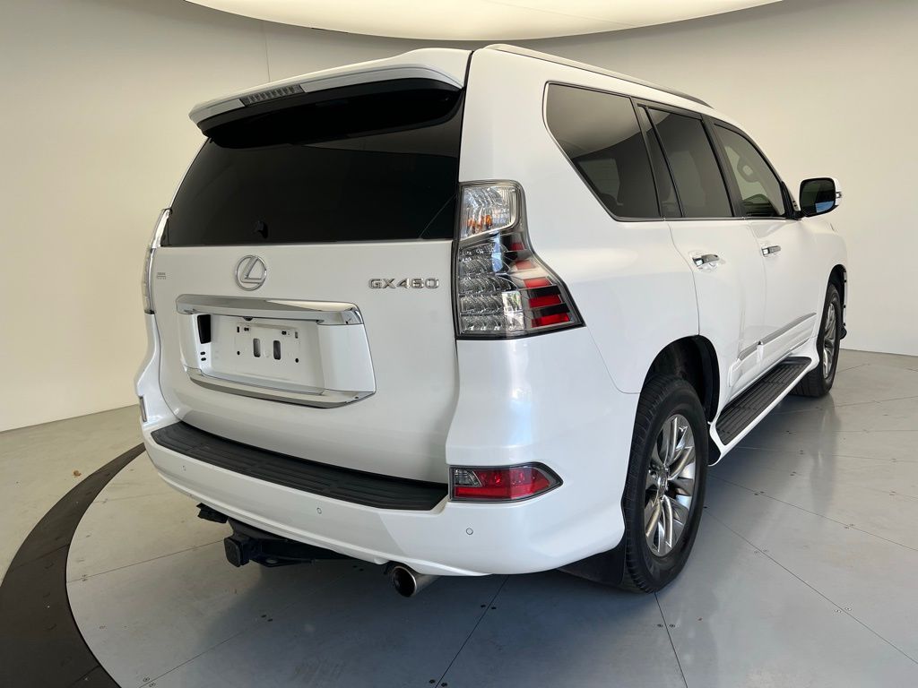 2016 Lexus GX 460 Luxury 3