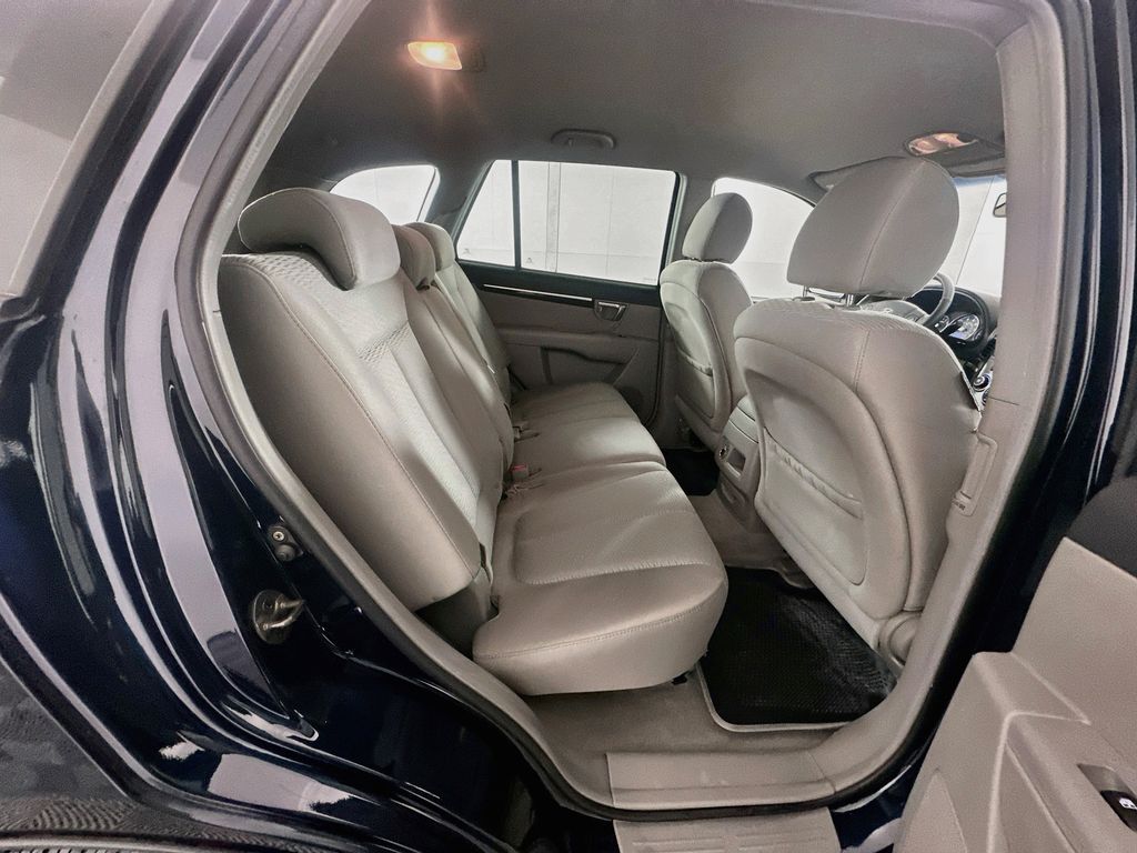 Thumbnail: 2007 Hyundai Santa Fe - 24