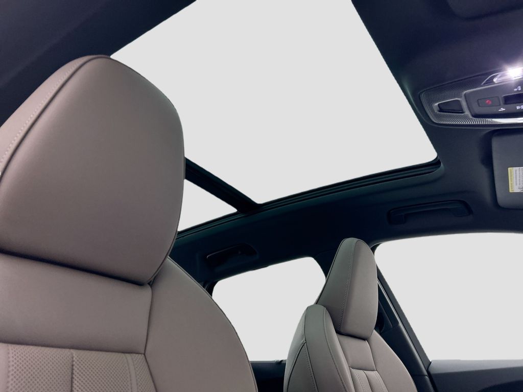 Thumbnail: 2025 Audi Q5 - 18