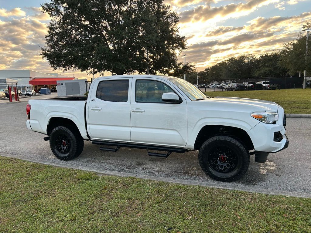 Thumbnail: 2022 Toyota Tacoma - 7
