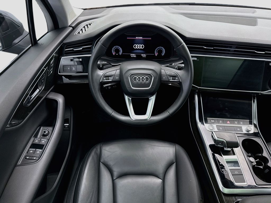 Thumbnail: 2022 Audi Q7 - 10
