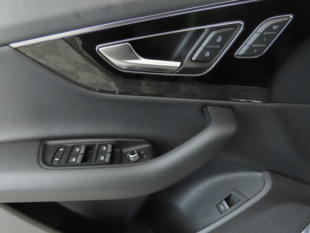 2019 Audi Q7 SE Premium Plus 25