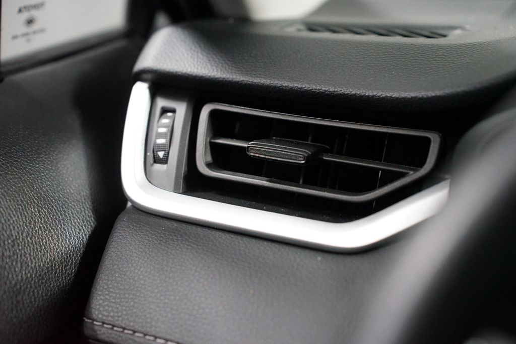 Thumbnail: 2024 Toyota RAV4 - 24