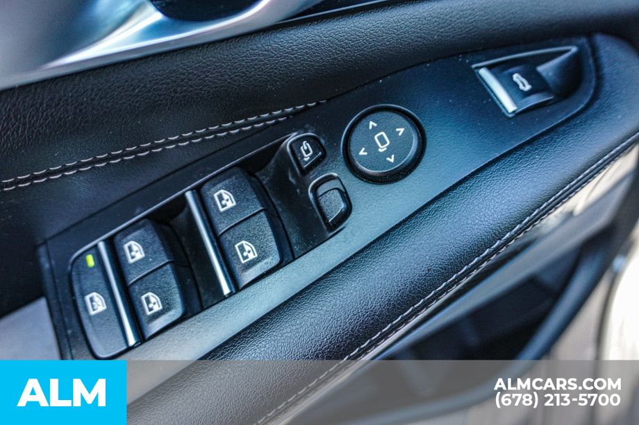 Used 2023 Black BMW M50i image 52