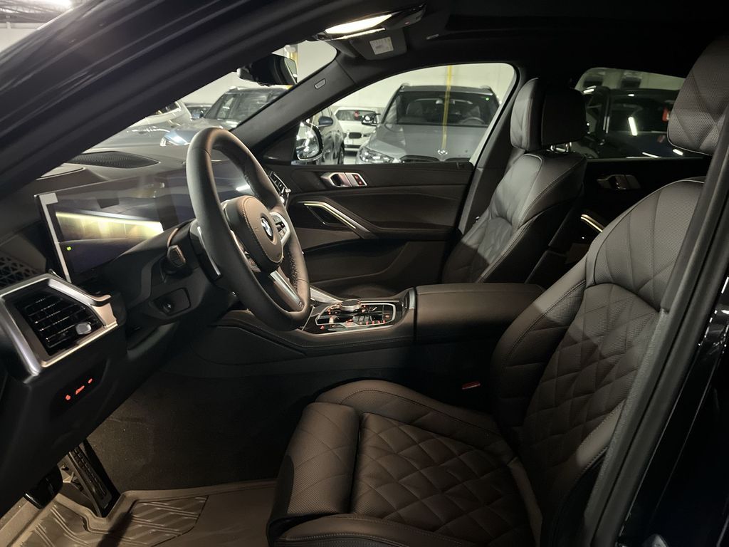 Thumbnail: 2026 BMW X6 - 11