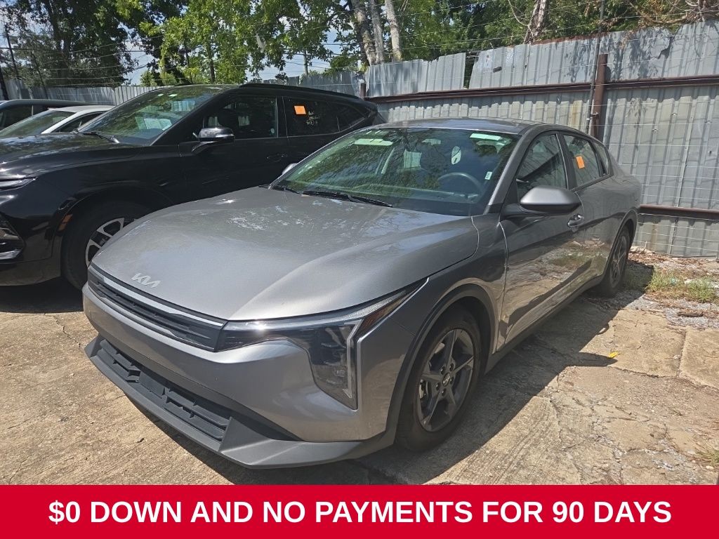 Gray 2025 Kia K4 Sedan Front-Wheel Drive Continuously Variable Transmission