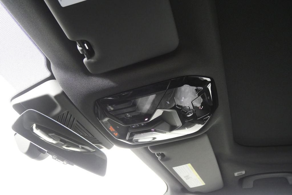 Thumbnail: 2026 BMW 5 Series - 22