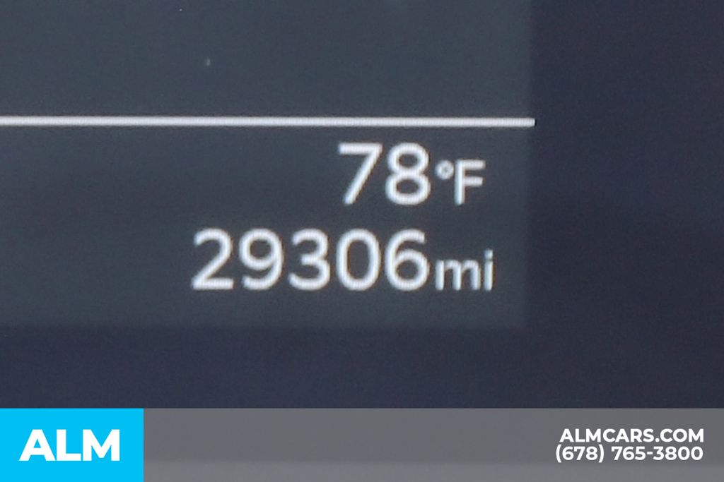 Used 2025 White Kia LXS image 38