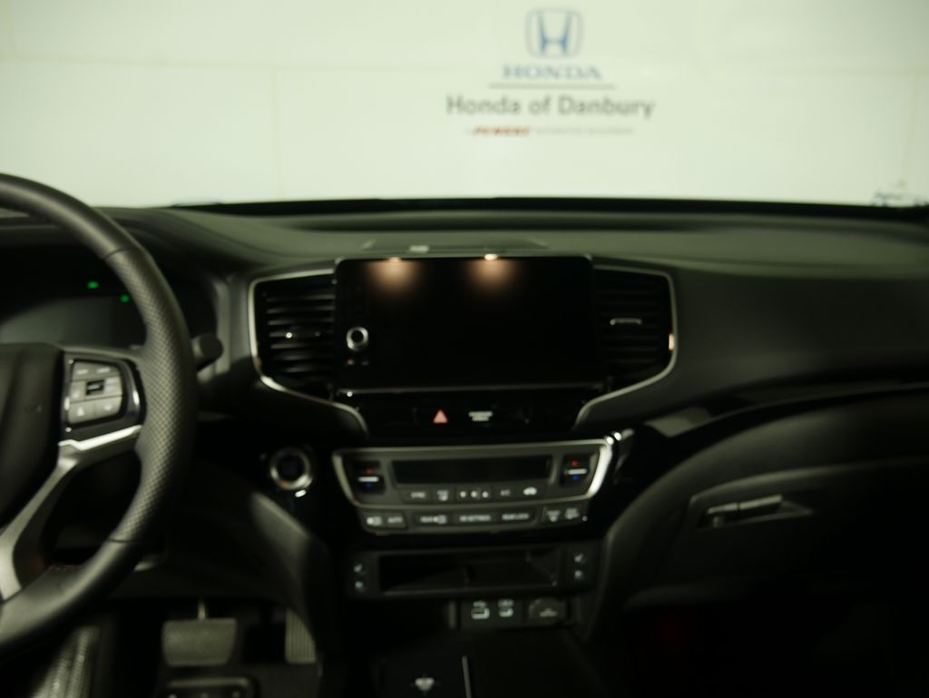 Thumbnail: 2025 Honda Ridgeline - 14