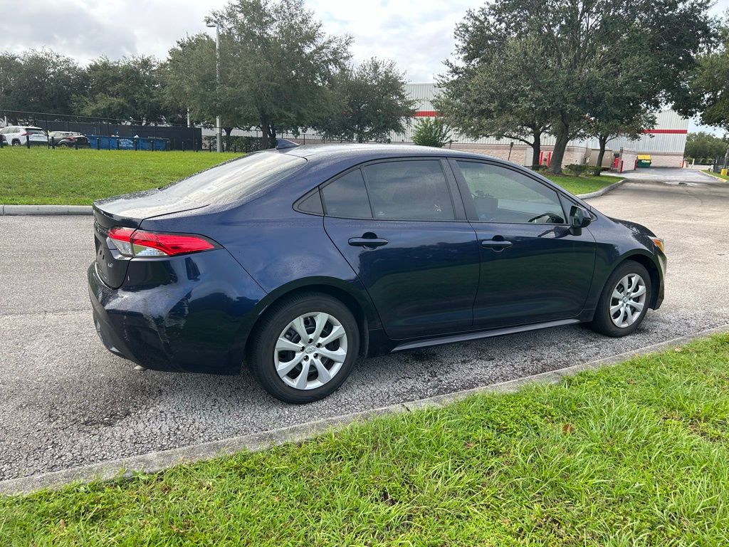 Thumbnail: 2022 Toyota Corolla - 5