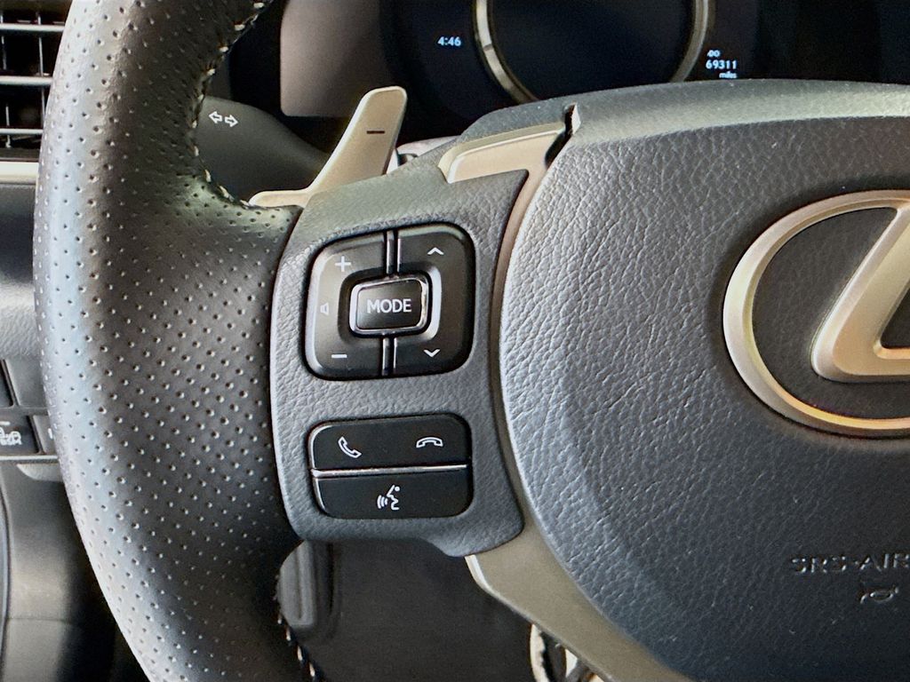 Thumbnail: 2019 Lexus IS - 11