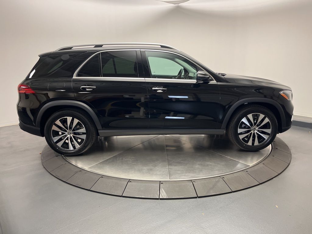 Thumbnail: 2026 Mercedes-Benz GLE - 8