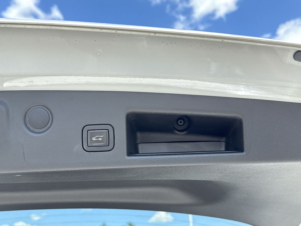 Used 2022 Chevrolet Equinox SUV