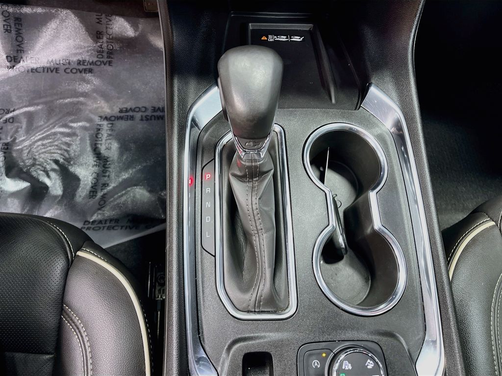 Used 2023 Sterling Gray Metallic Chevrolet Premier image 17