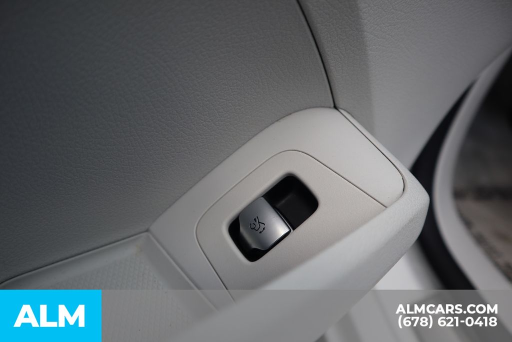 Used 2025 White Mercedes-Benz 350+ Sedan image 13