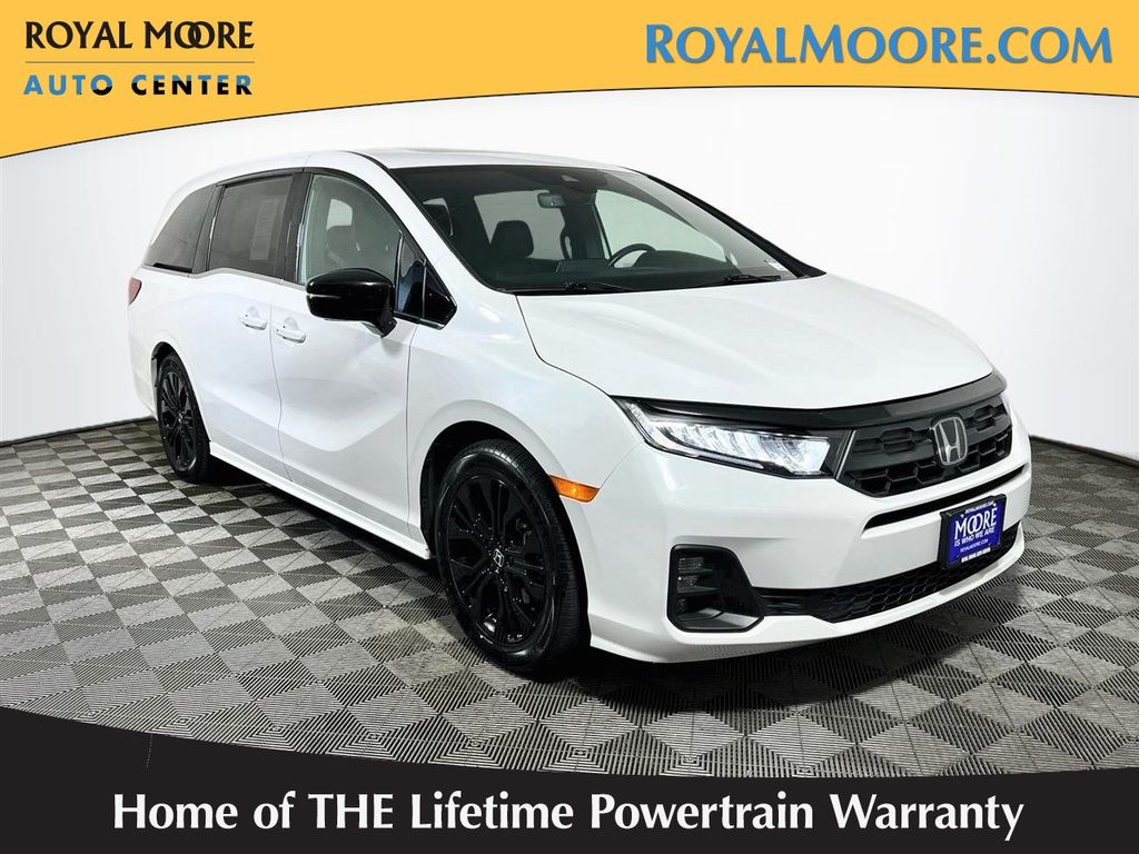 White 2025 Honda Odyssey Minivan Front-Wheel Drive Automatic