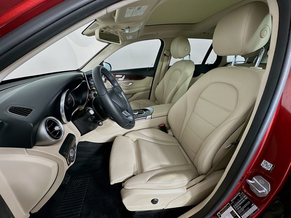 2018 Mercedes-Benz GLC 300 19