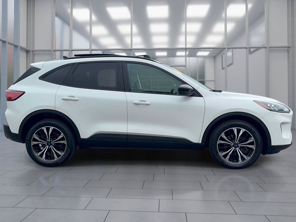 Used 2022 Ford Escape SUV