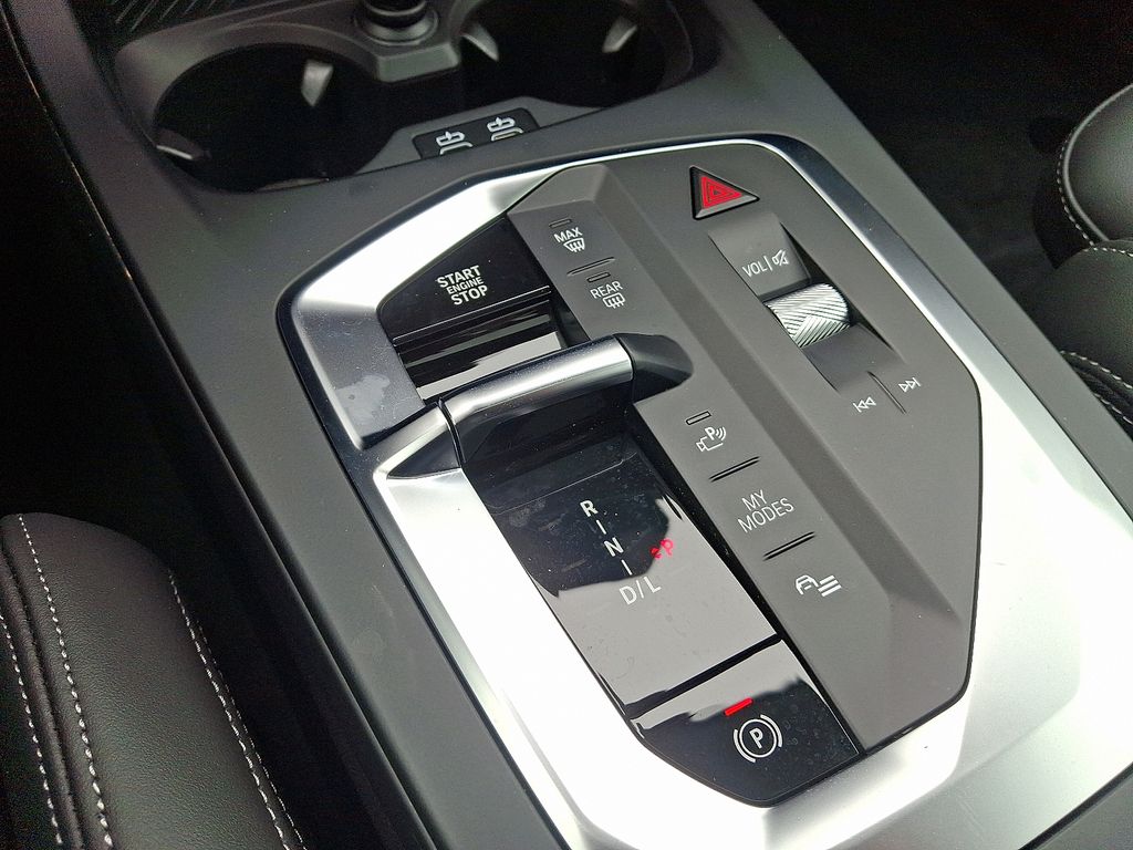 Thumbnail: 2025 BMW 2 Series - 16