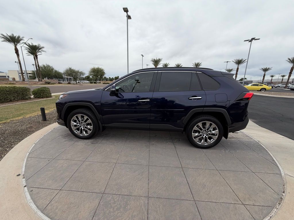 Thumbnail: 2025 Toyota RAV4 - 8