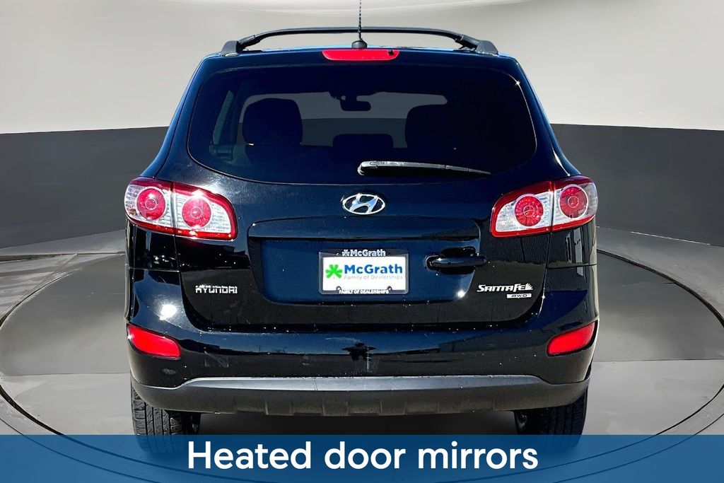 Used 2011 Black Hyundai GLS image 6