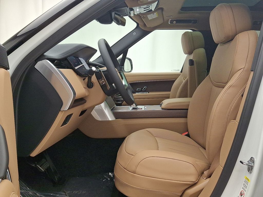 Thumbnail: 2025 Land Rover Range Rover - 9