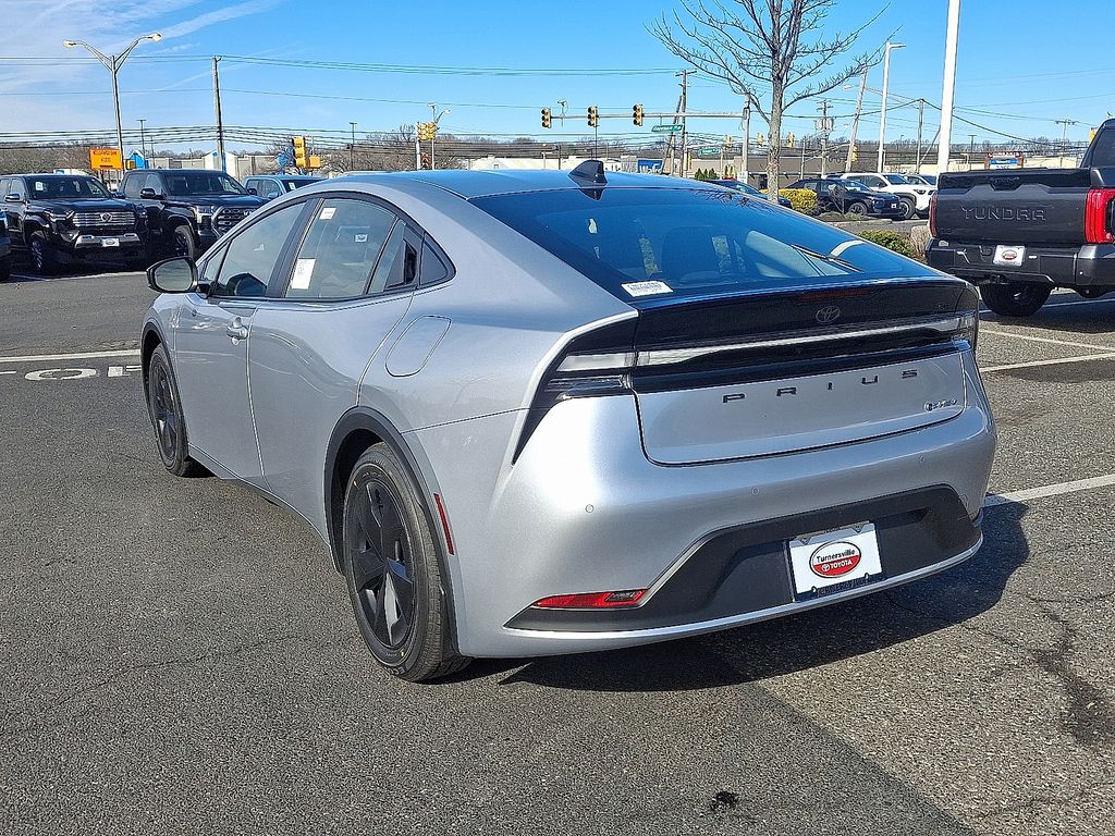 Thumbnail: 2026 Toyota Prius - 3