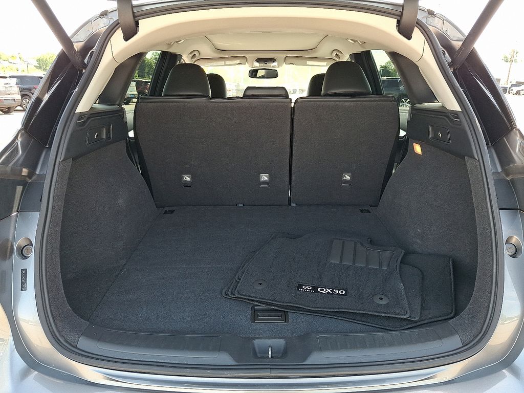 2019 INFINITI QX50 — photo 28