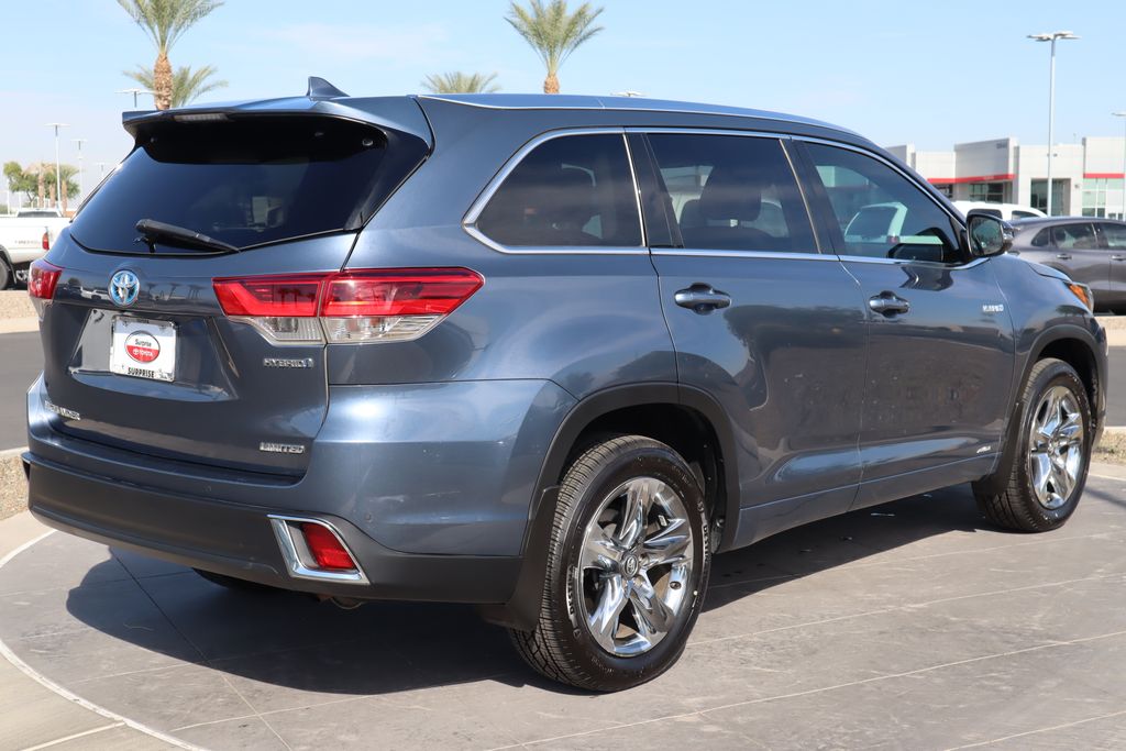 Thumbnail: 2019 Toyota Highlander - 5