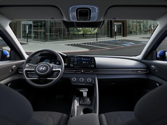 2025 Hyundai Elantra SE 11