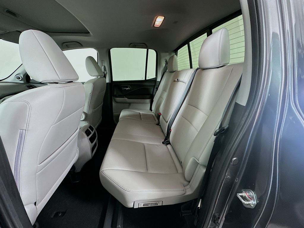 Thumbnail: 2019 Honda Ridgeline - 24