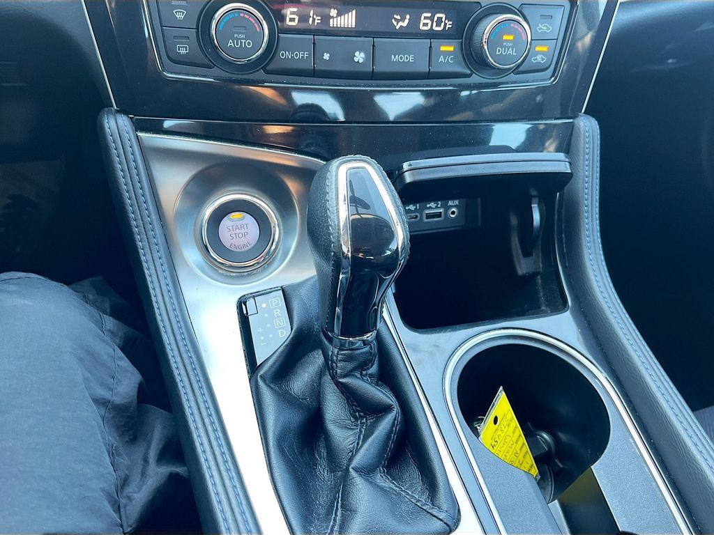 Used 2019 White Nissan 3.5 S image 16