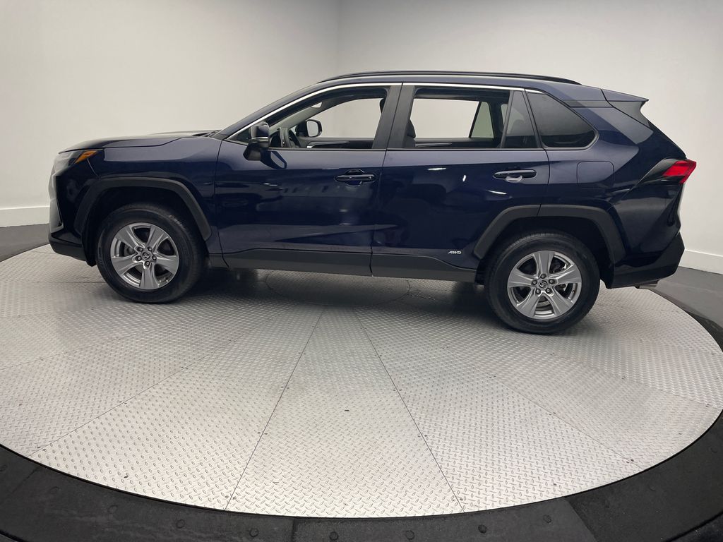 Thumbnail: 2024 Toyota RAV4 - 8